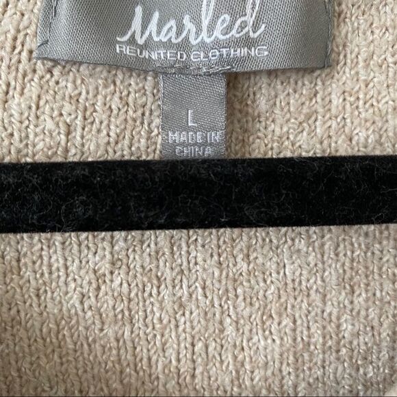 Marled Oatmeal Balloon Sleeve Light Knit Sweater - Picture 3 of 11